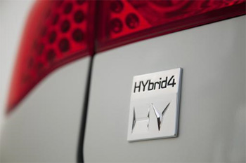 PSA - La technologie Hybrid4 distinguée en Autriche et en Allemagne - Photo 1 PSA - La technologie Hybrid4 distinguée en Autriche et en Allemagne - Photo 1