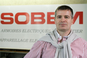 Serge Exare, PDG de SOBEM, souhaite faire de SOBEM-SCAME un acteur incontournable sur le secteur des infrastructures de charge. Serge Exare, PDG de SOBEM, souhaite faire de SOBEM-SCAME un acteur incontournable sur le secteur des infrastructures de charge.