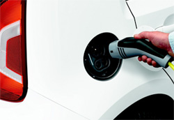 Paris – 60 nouvelles bornes de recharge en voirie pour début 2015 Paris – 60 nouvelles bornes de recharge en voirie pour début 2015