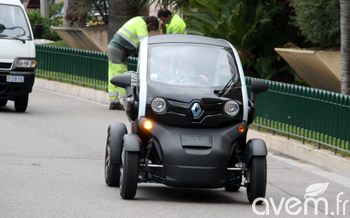 Renault Twizy : 4 roues et un moteur électrique - Moto-Station